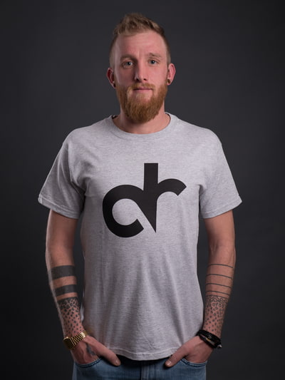 T-Shirt - DR Logo